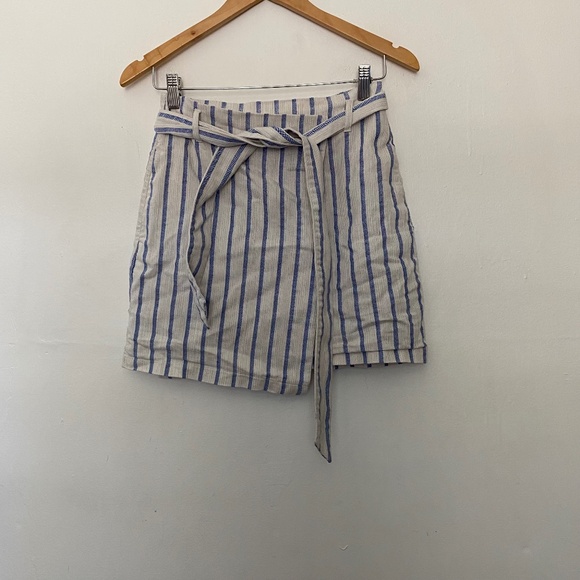 H&M Dresses & Skirts - **$5 SALE** H&M Blue and White Striped Wrap Skirt
